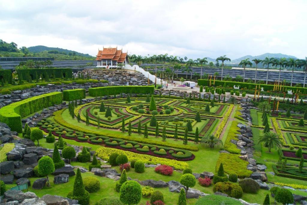 Bua Tara Resort Nong Prue Exterior photo