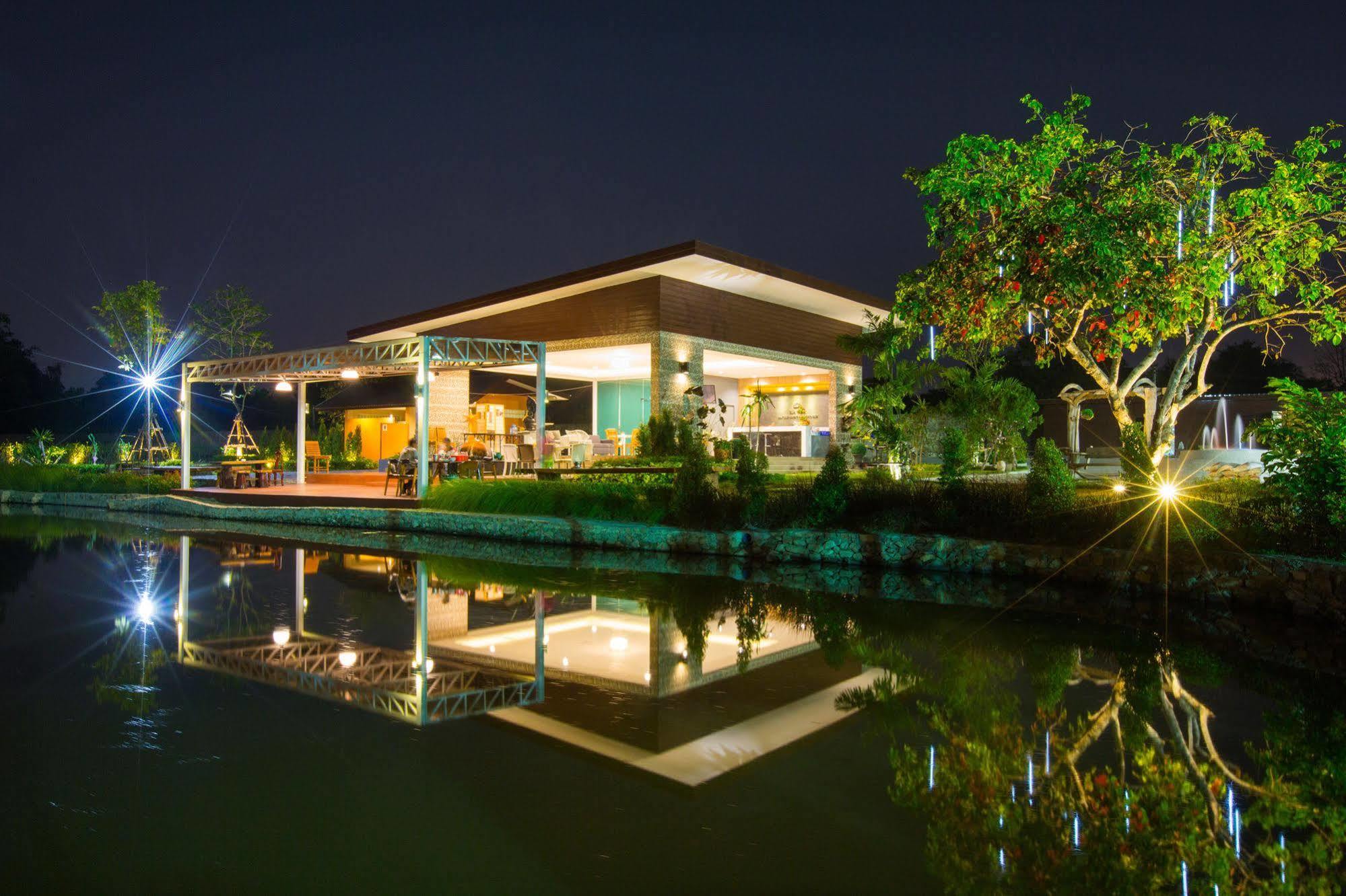 Bua Tara Resort Nong Prue Exterior photo